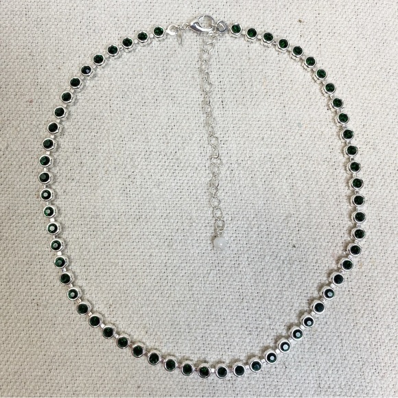 Green bezel set rhinestone silver tone necklace - Picture 7 of 8